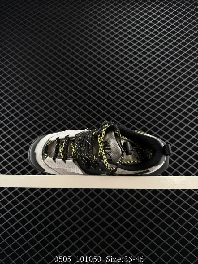 Nike ZoomX Gray Yellow Chunky Platform Sole Mixed-Material Upper Lifestyle Sneakers 6