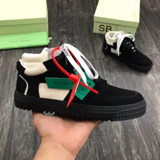 Off-White Black Industrial Strap Zip-Tie Detail Lifestyle Sneakers
