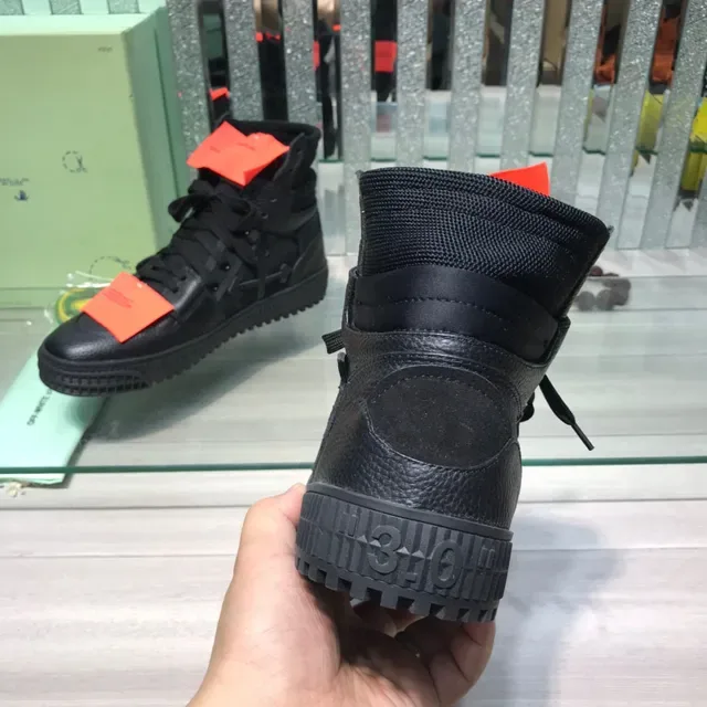 Off-White Preto Laranja Tênis Lifestyle de Alto com Parte Superior de Couro Texturizado 3
