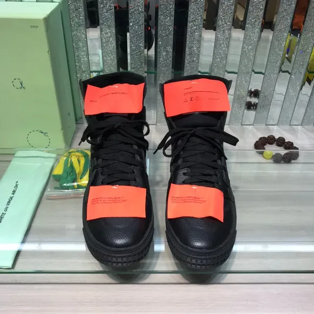 Off-White Preto Laranja Tênis Lifestyle de Alto com Parte Superior de Couro Texturizado 7