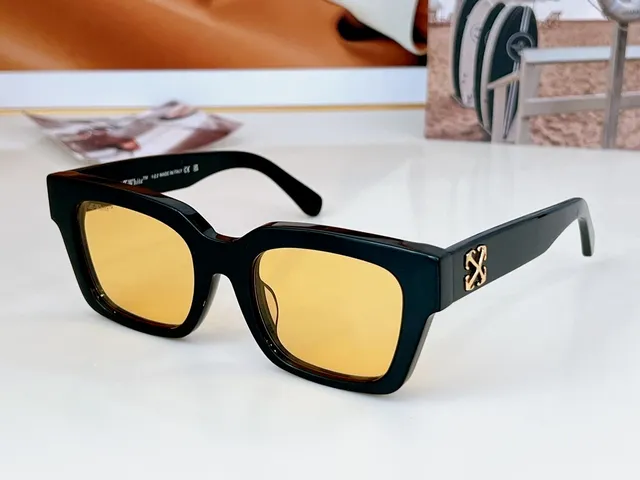 Off-White Rectangular Translucent Lavender Sunglasses 2