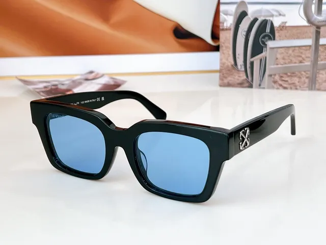 Off-White Rectangular Translucent Lavender Sunglasses 5