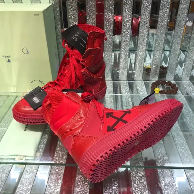 Off-White Tênis Lifestyle Monocromático Vermelho Preto High-Top 2