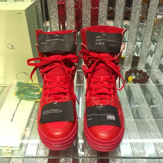 Off-White Tênis Lifestyle Monocromático Vermelho Preto High-Top 5