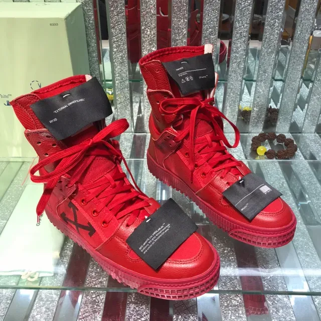 Off-White Tênis Lifestyle Monocromático Vermelho Preto High-Top 8