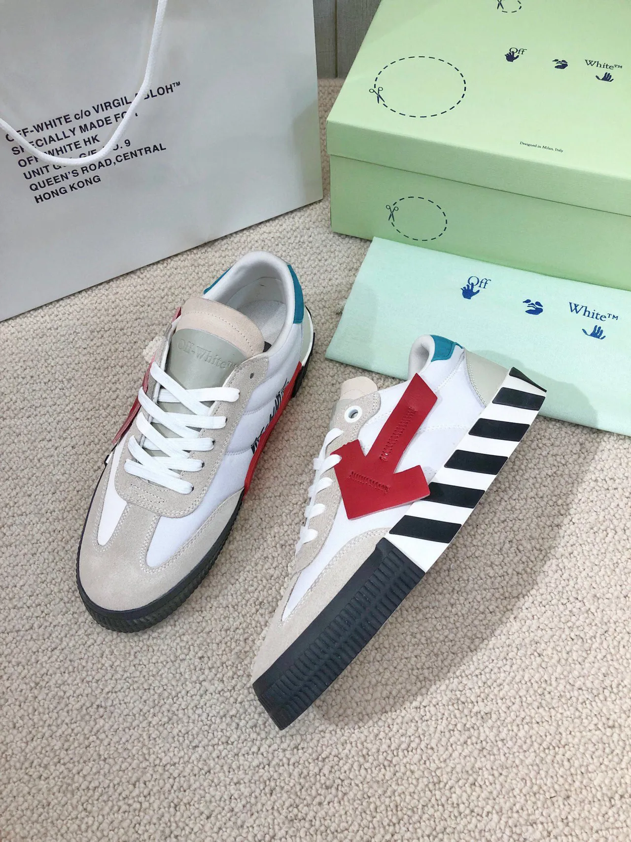 Off-White أحمر تصميم صناعي شريط سحاب سهم نمط حياة حذاء رياضي 4