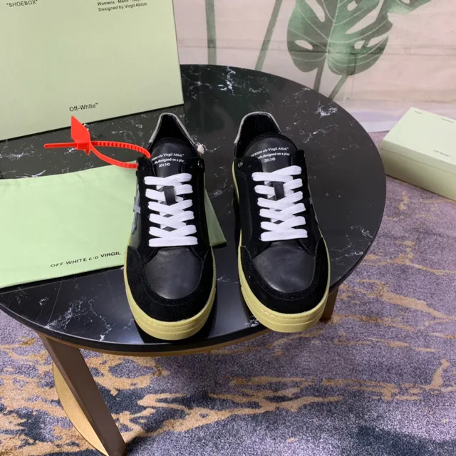 Off-White The Ten Noires et Jaunes Pâles Chaussures Lifestyle 9