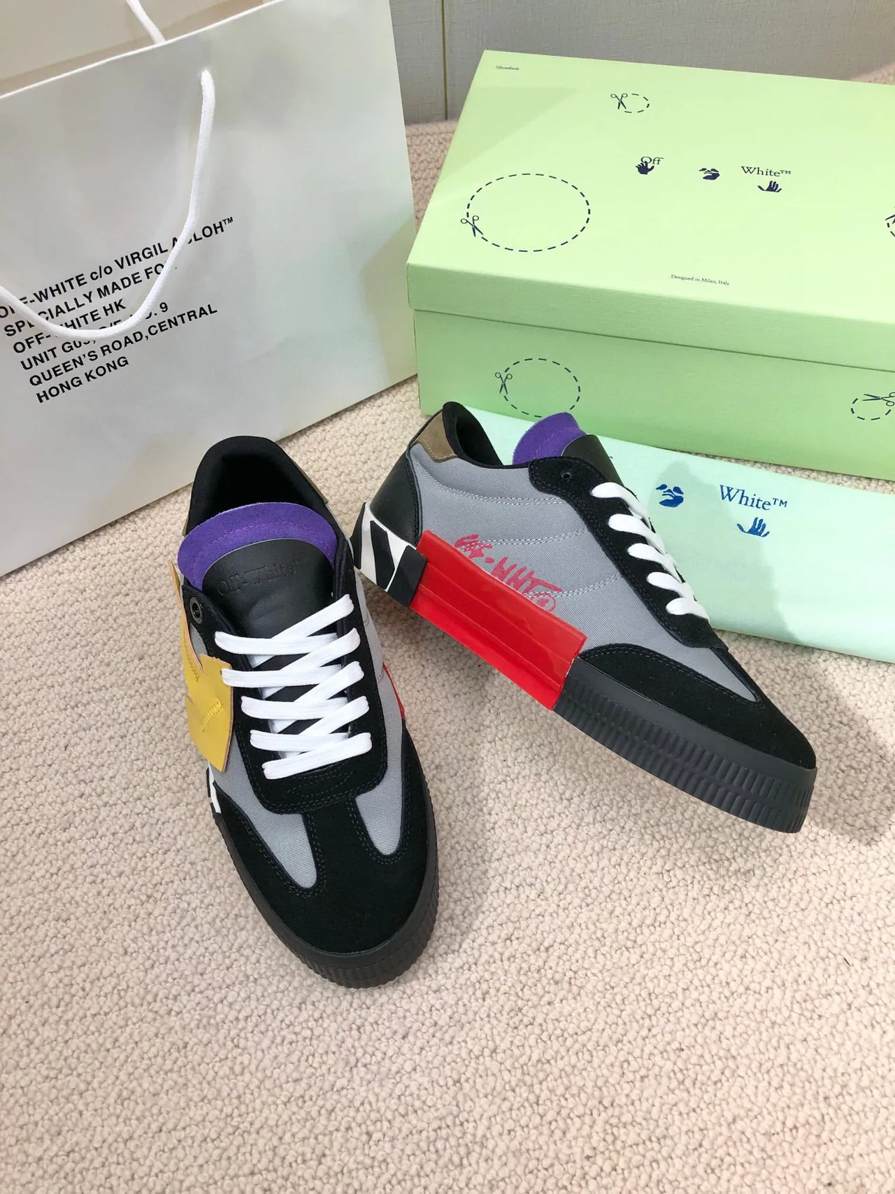 Off-White The Ten Industrial-Luxe baskets lifestyle à bout bas 6