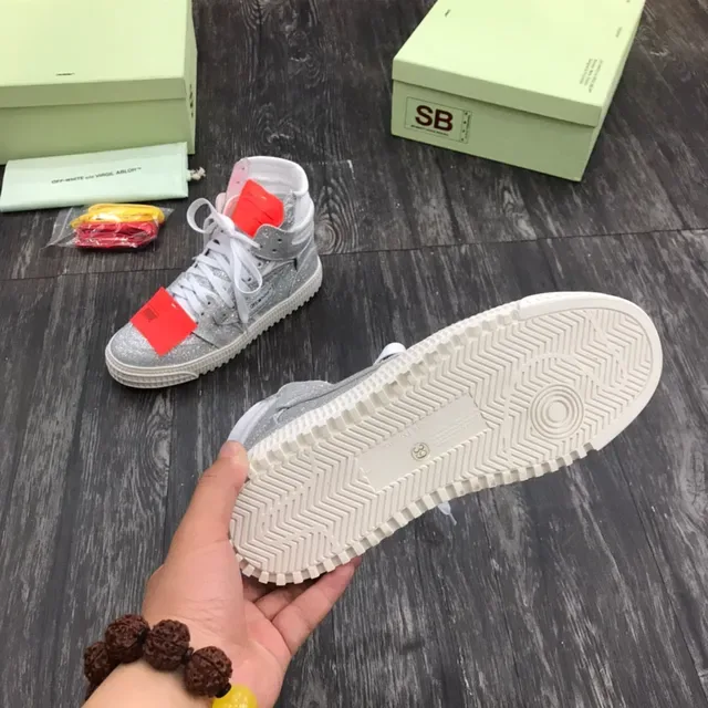 Off-White The Ten tênis lifestyle de cano alto prata vermelho glitter superior 3