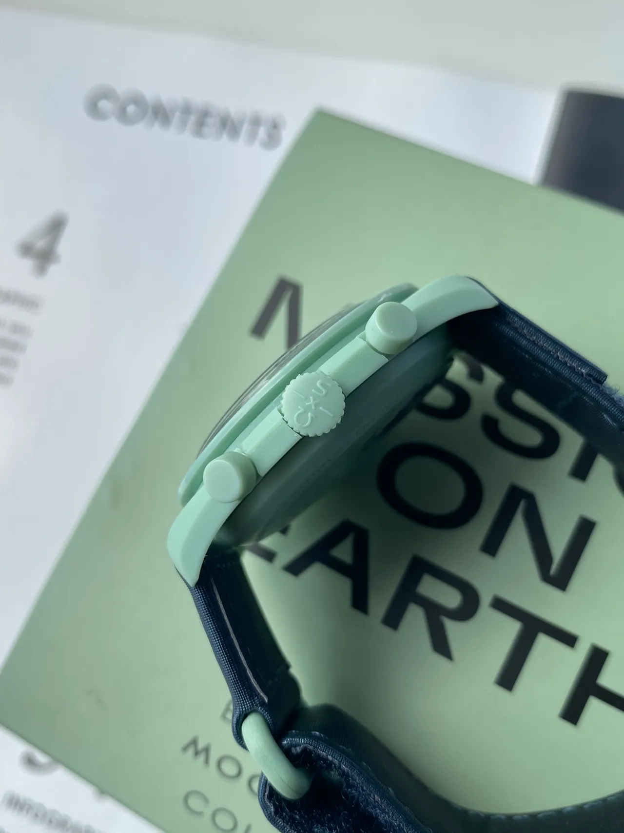 Omega Speedmaster Moonswatch মিন্ট গ্রিন যান্ত্রিক ঘড়ি 2