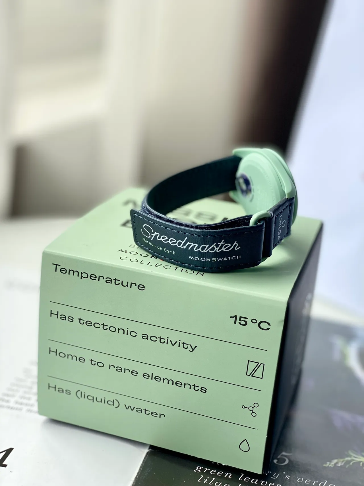 Omega Speedmaster Moonswatch মিন্ট গ্রিন যান্ত্রিক ঘড়ি 3