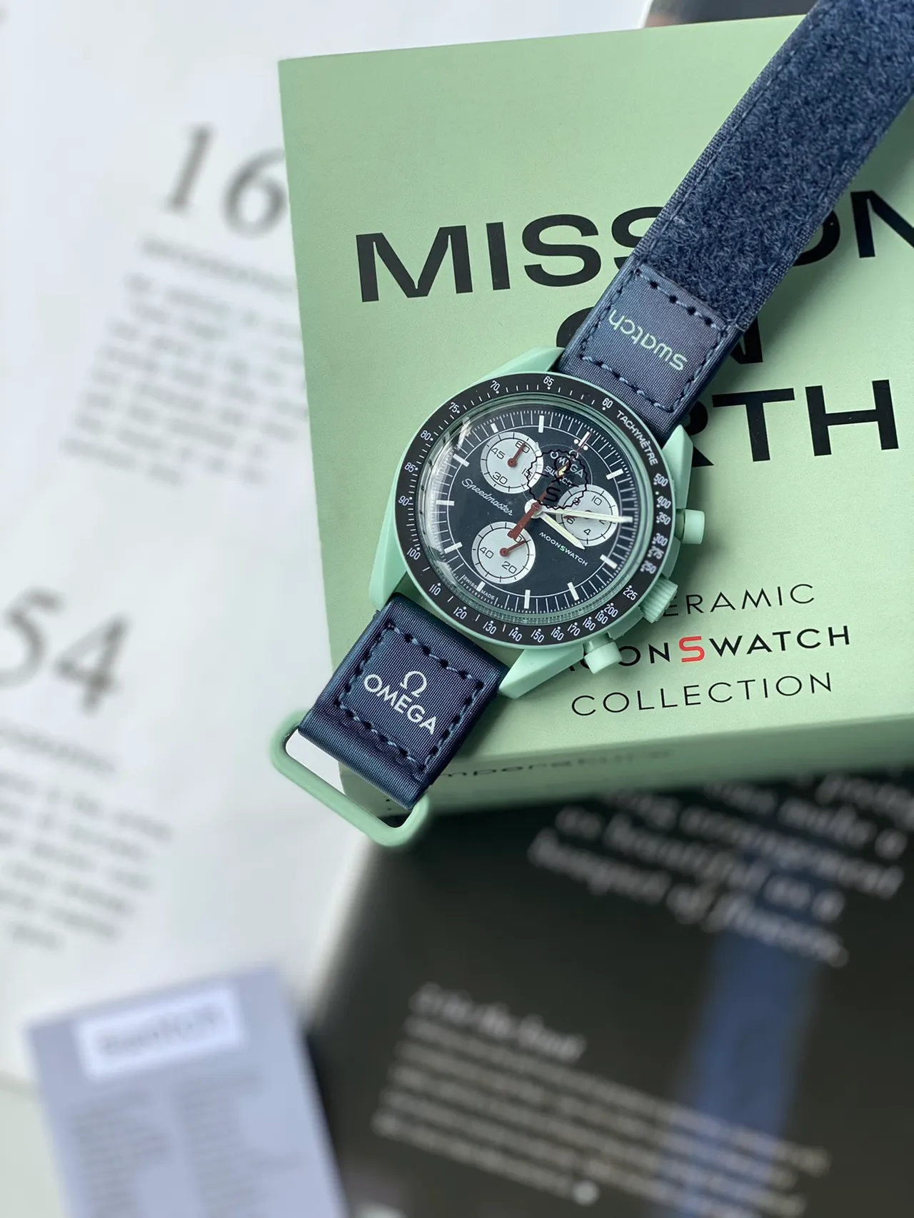 Omega Speedmaster Moonswatch মিন্ট গ্রিন যান্ত্রিক ঘড়ি 6