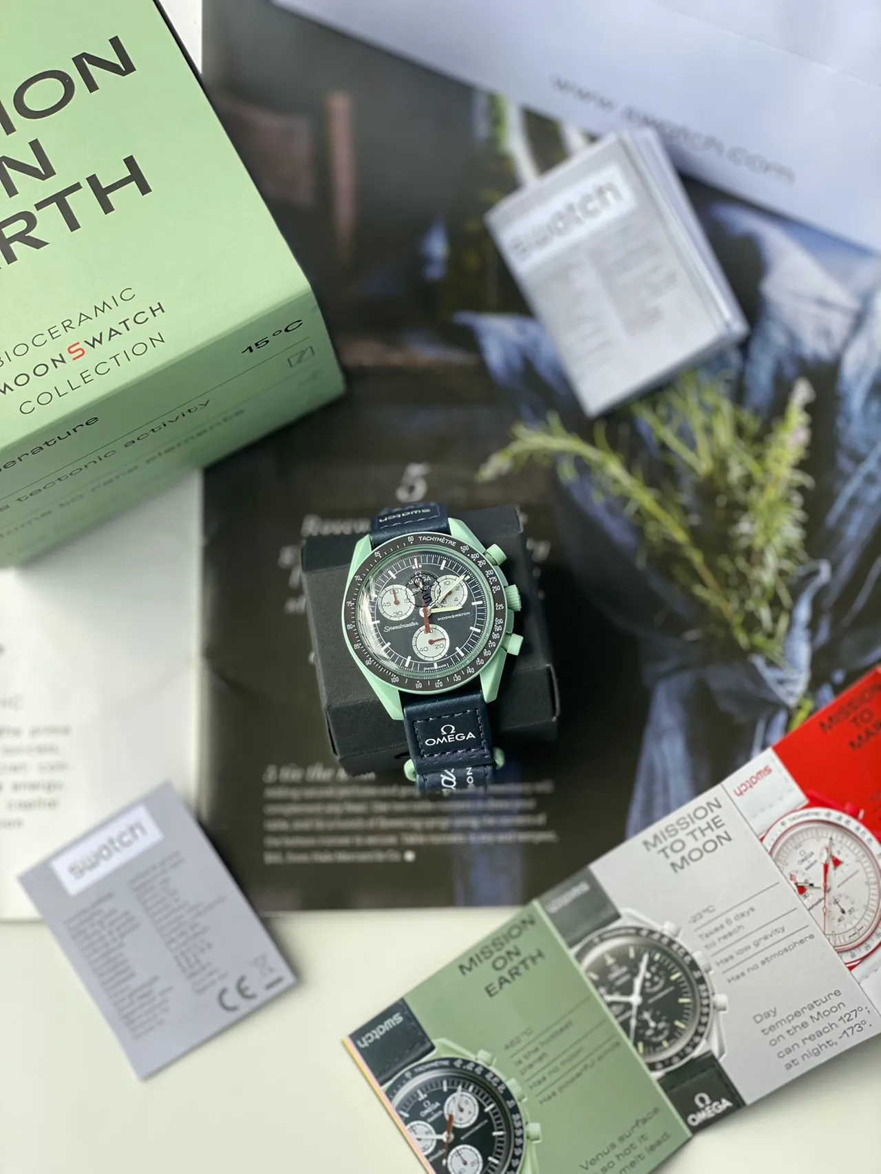 Omega Speedmaster Moonswatch মিন্ট গ্রিন যান্ত্রিক ঘড়ি 7