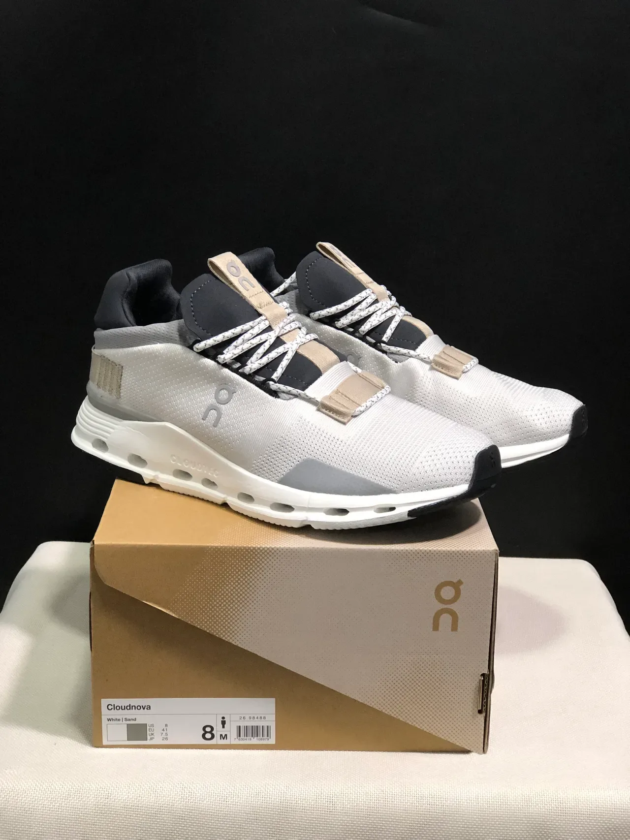 On Gray Black Engineered Mesh Upper Integrated Strap Closure Lifestyle Sneakers 8
