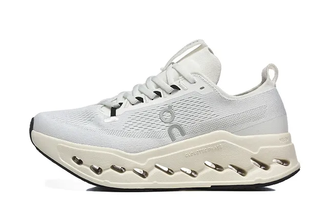 On White Black Engineered Mesh Upper Hollowed Hexagonal Midsole Pods Running Shoes 4
