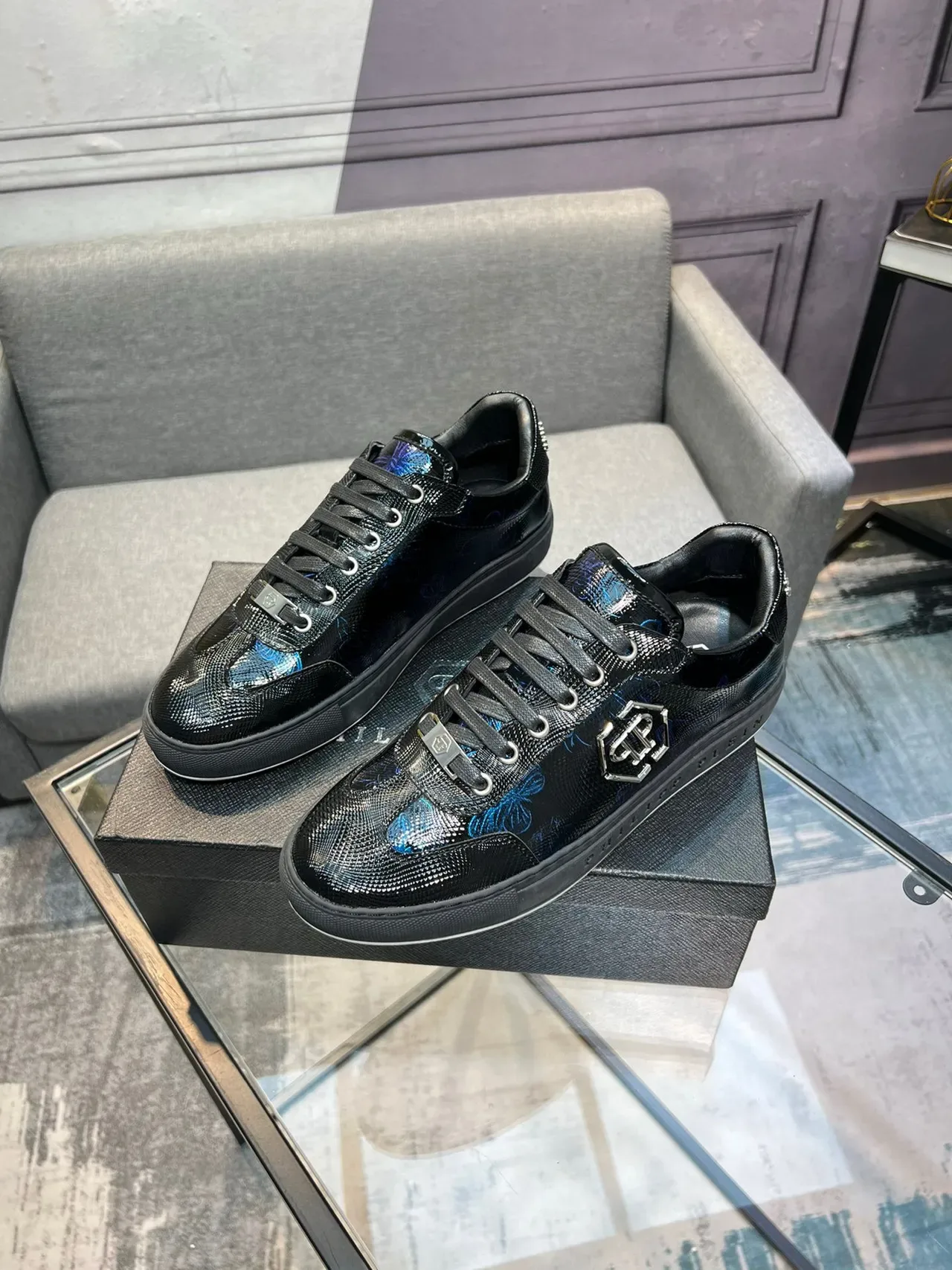 Philipp Plein Preto Azul Brilhante Textura de Pele de Cobra Parte Superior Estampa Floral Iridescente Tênis Lifestyle 2
