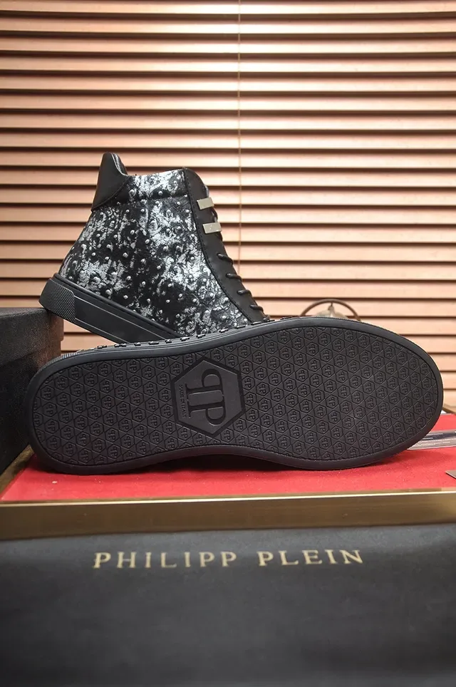 Philipp Plein Tênis Lifestyle de Couro Preto Prata com Rebites Alto 7