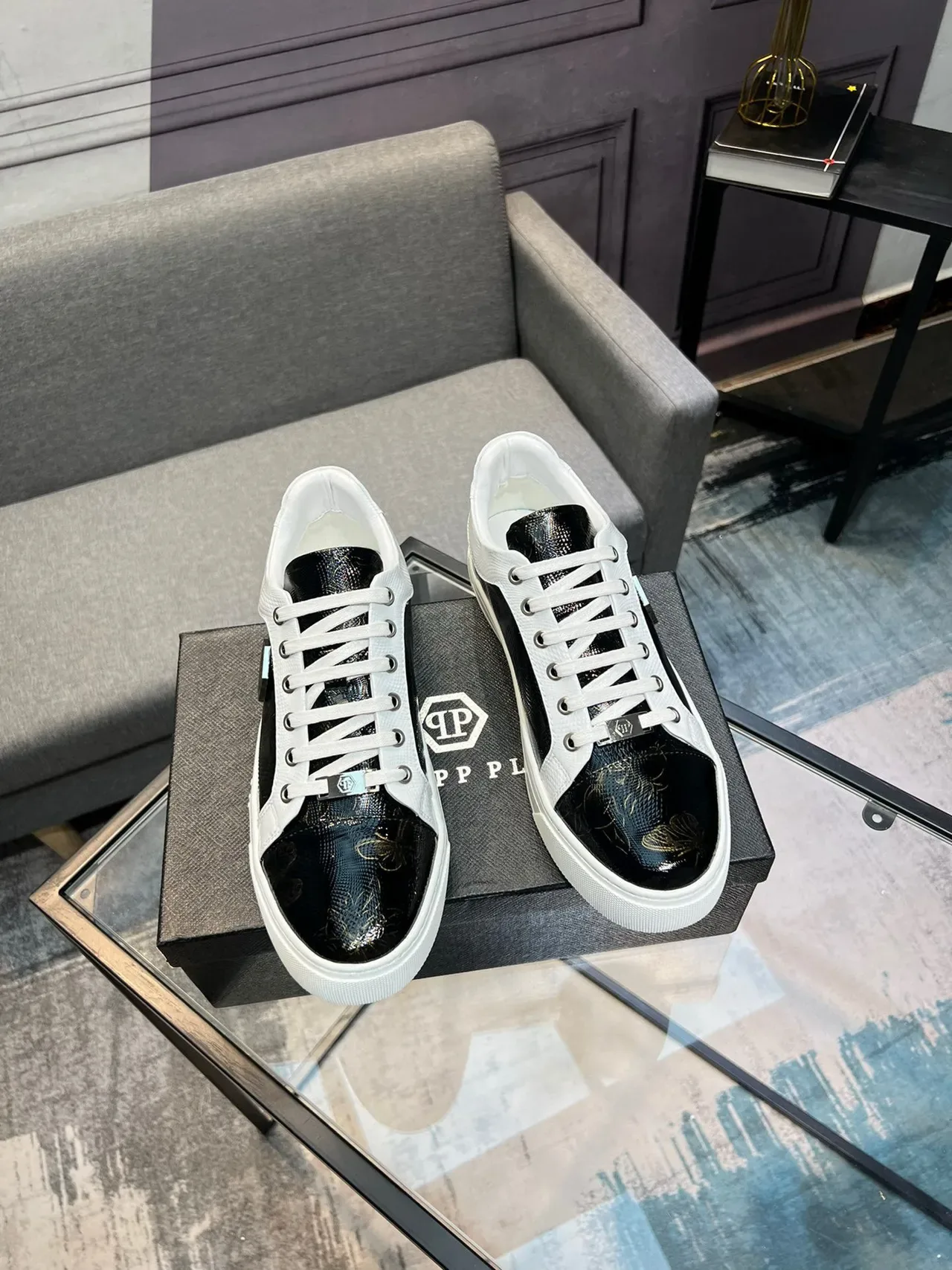 Philipp Plein Preto Branco Superior Patentado Dourado Impressão de Borboleta Tênis Lifestyle 5