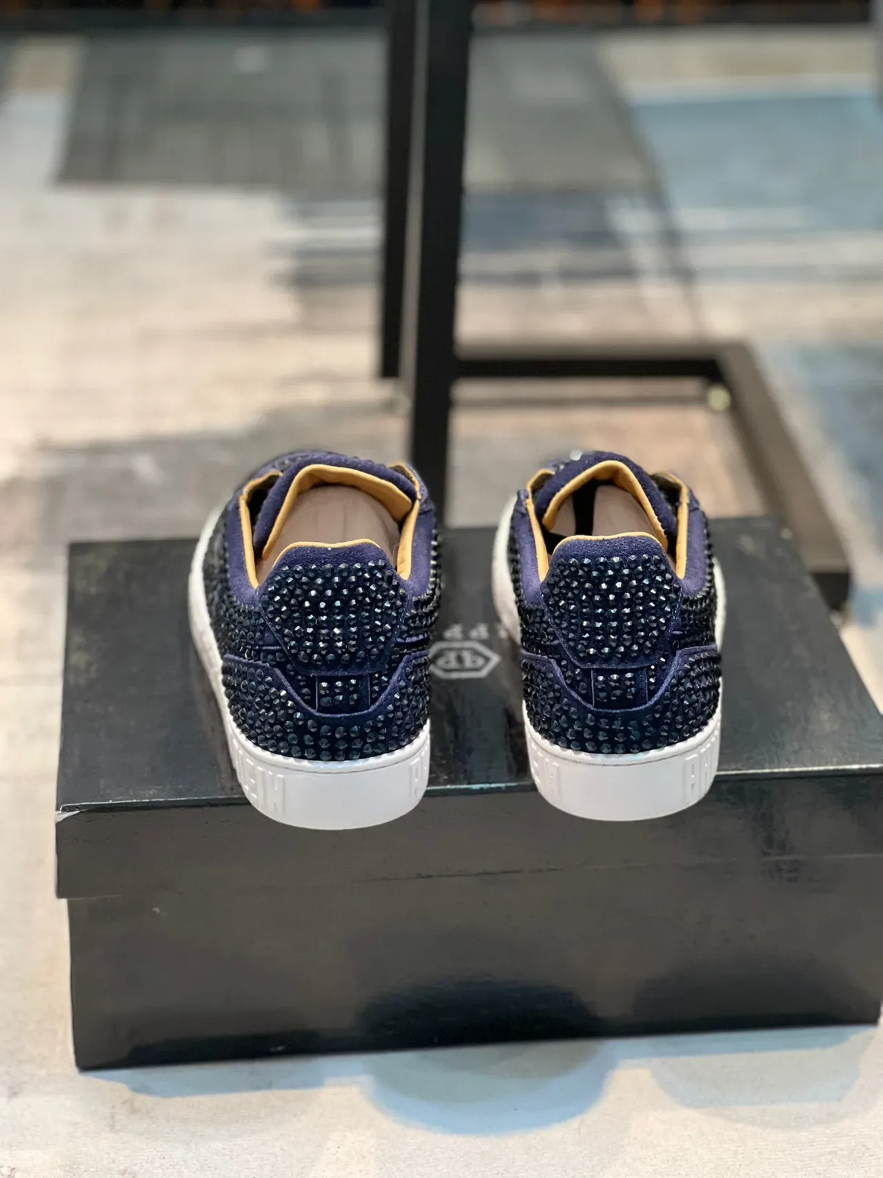 Philipp Plein Crystal-Embellished Navy Lifestyle Sneakers 2