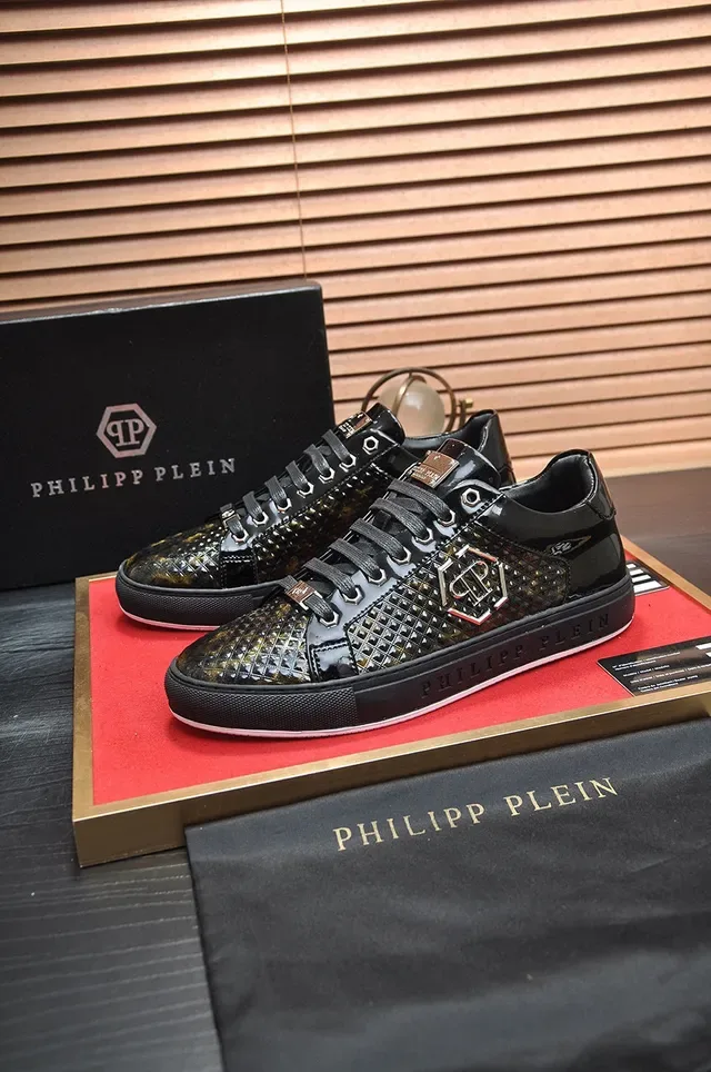 Philipp Plein লাইফস্টাইল স্নিকার কালো সোনালি গ্লসি পেটেন্ট লেদার সাপের ত্বকের টেক্সচার ওভারলে লাইফস্টাইল স্নিকার 2