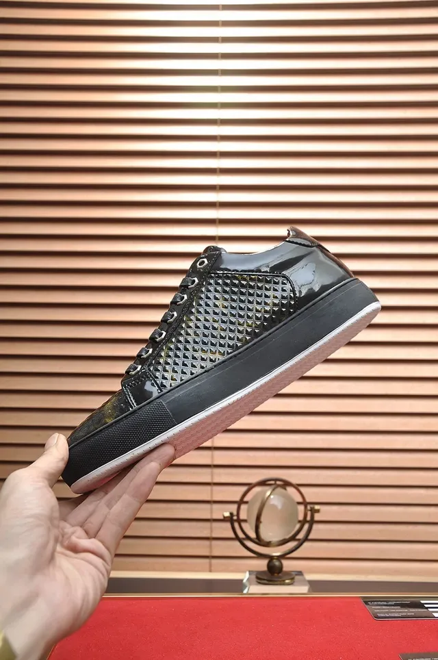Philipp Plein লাইফস্টাইল স্নিকার কালো সোনালি গ্লসি পেটেন্ট লেদার সাপের ত্বকের টেক্সচার ওভারলে লাইফস্টাইল স্নিকার 7