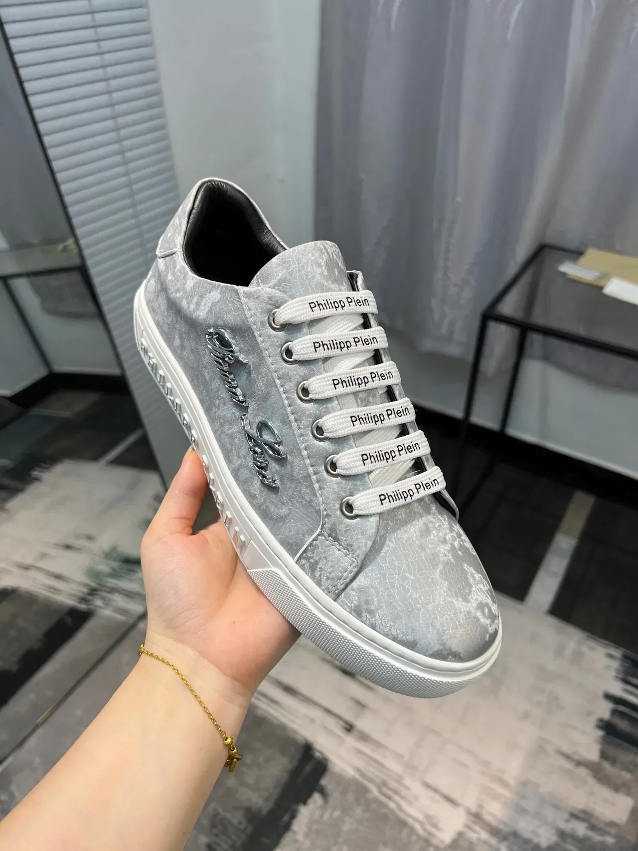 Philipp Plein Lifestyle Sneaker Silver Black Metallic Cracked-Leather Upper Embossed Brand Midsole Lifestyle Sneakers 6