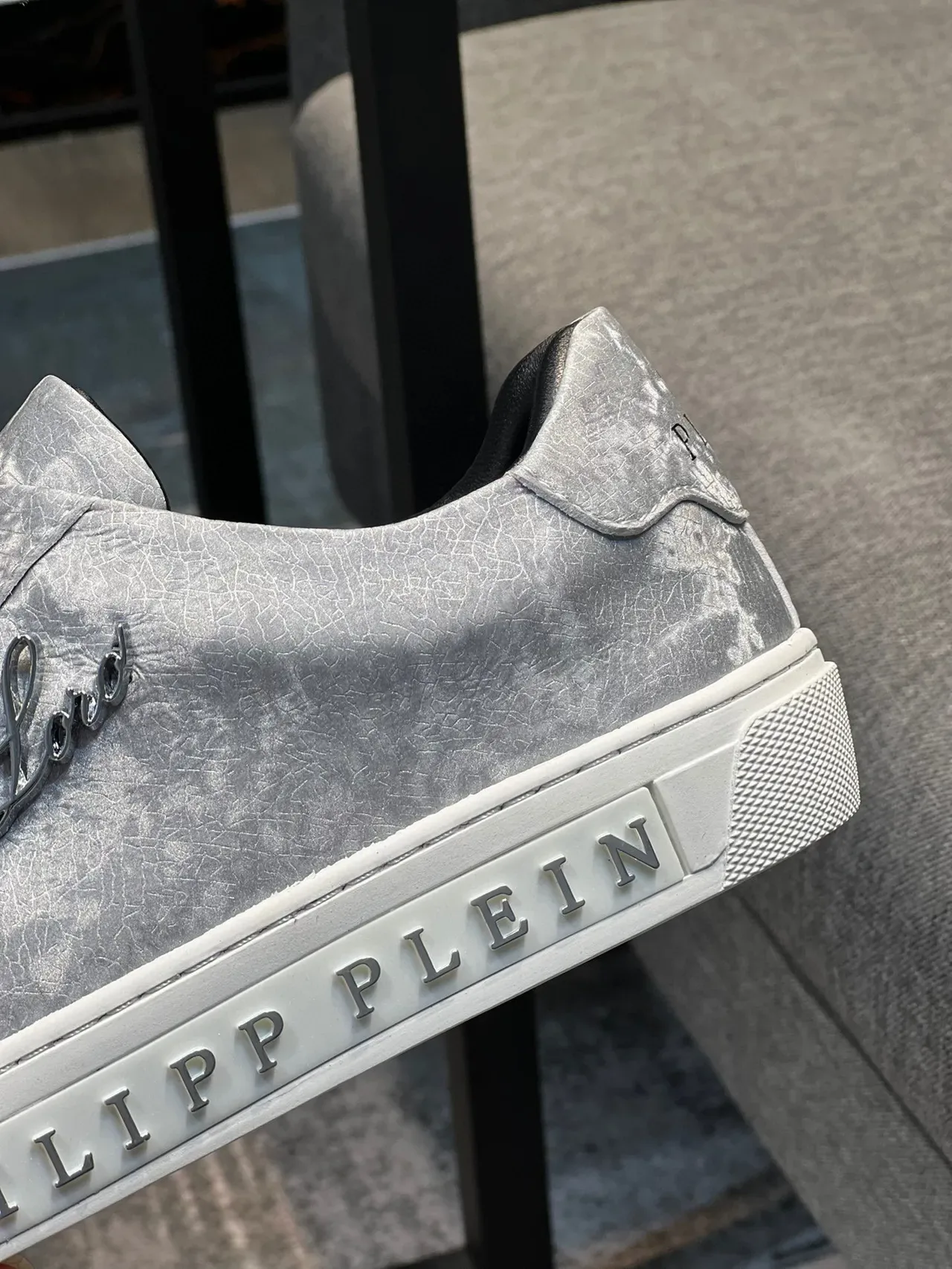Philipp Plein Lifestyle Sneaker Silver Black Metallic Cracked-Leather Upper Embossed Brand Midsole Lifestyle Sneakers 8