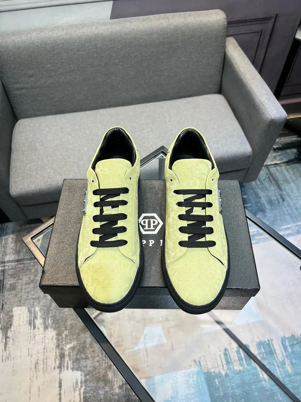 Philipp Plein Lifestyle Sneaker Yellow Black Suede Upper Metal Skull Plaque Lifestyle Sneakers 2