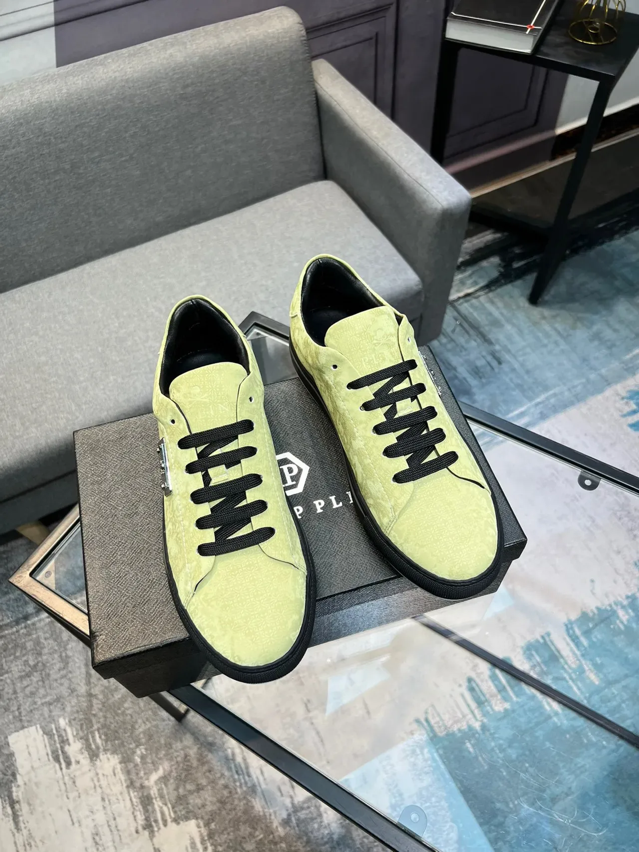 Philipp Plein Lifestyle Sneaker Yellow Black Suede Upper Metal Skull Plaque Lifestyle Sneakers 5