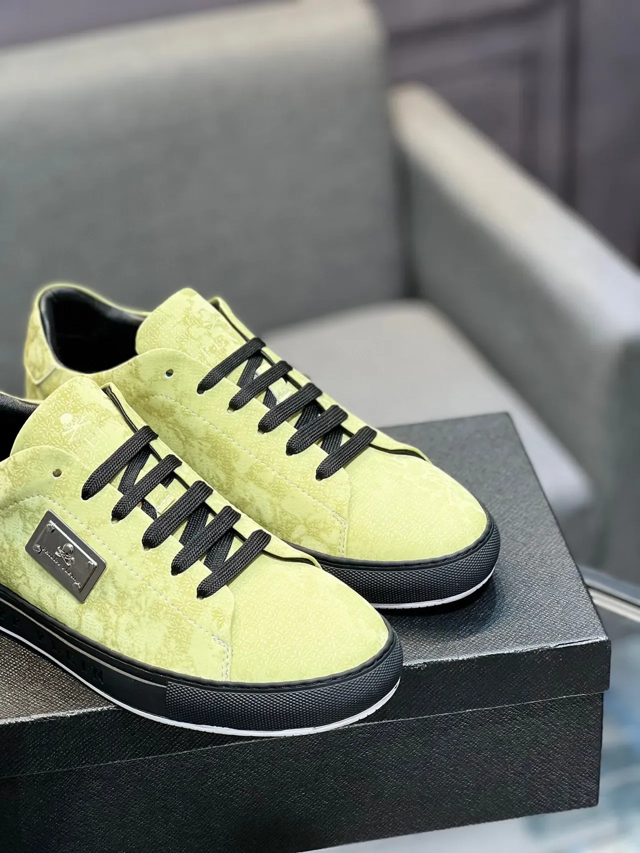 Philipp Plein Lifestyle Sneaker Yellow Black Suede Upper Metal Skull Plaque Lifestyle Sneakers 9