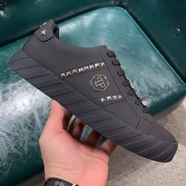 Philipp Plein Chaussures Lifestyle avec Logo Hexagonal Clouté Noires 5
