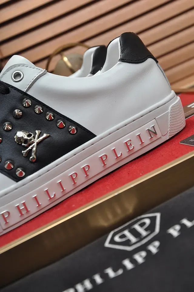 Philipp Plein Branco Preto Tachado Painel Metal Emblema Caveira e Ossos Cruzados Estilo de Vida Tênis 2
