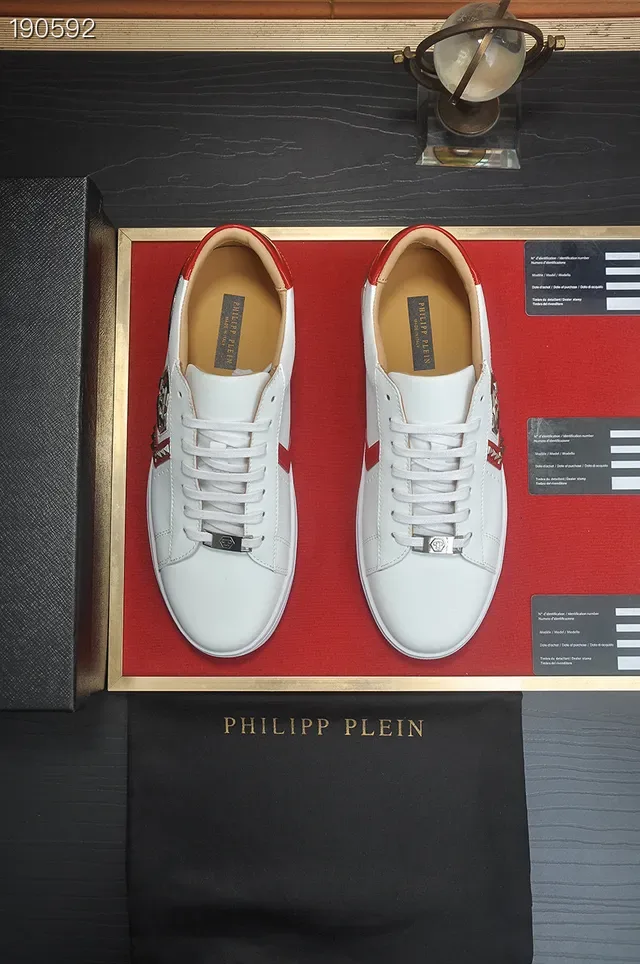 Philipp Plein حذاء أسلوب حياة أبيض وأحمر جلد علوي لوحة شعار سداسي الشكل 8