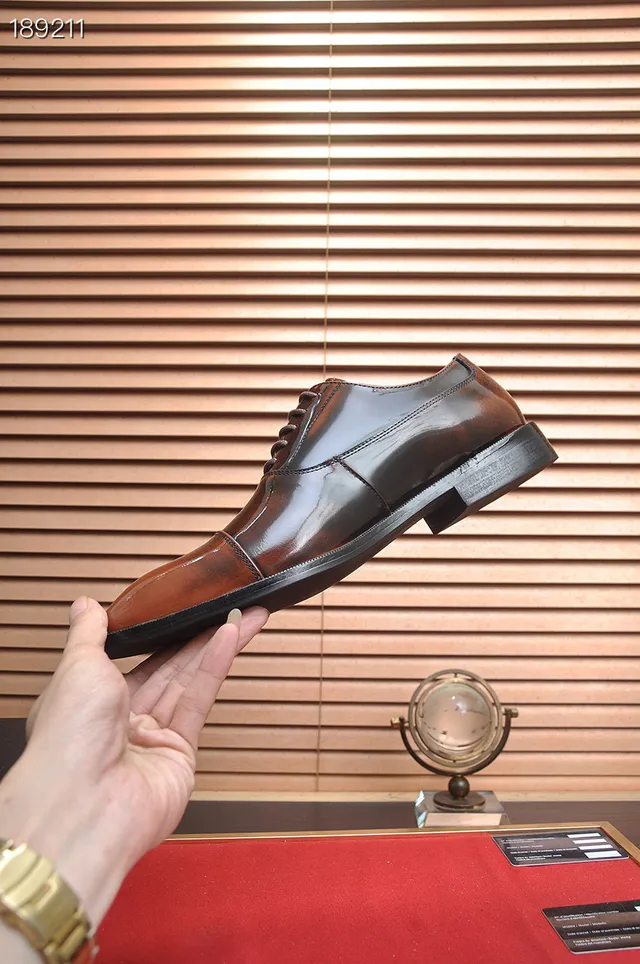 Chaussures Oxford Prada Cuir Marron Poli avec Cap-Toe 5