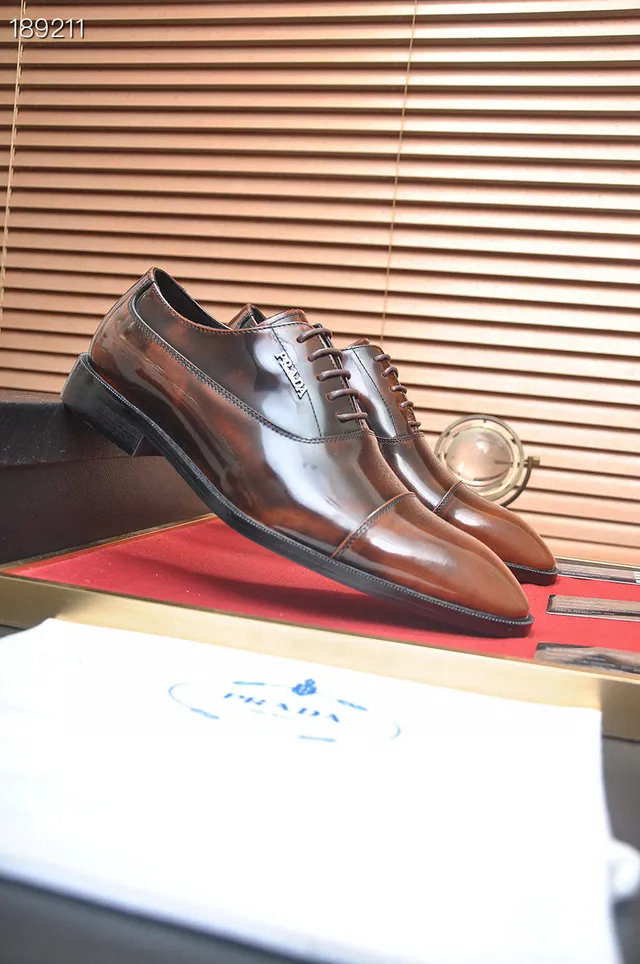 Chaussures Oxford Prada Cuir Marron Poli avec Cap-Toe 8