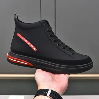 Prada Cloudbust أسود وأحمر عالي القدم أحذية رياضية أسلوب حياة