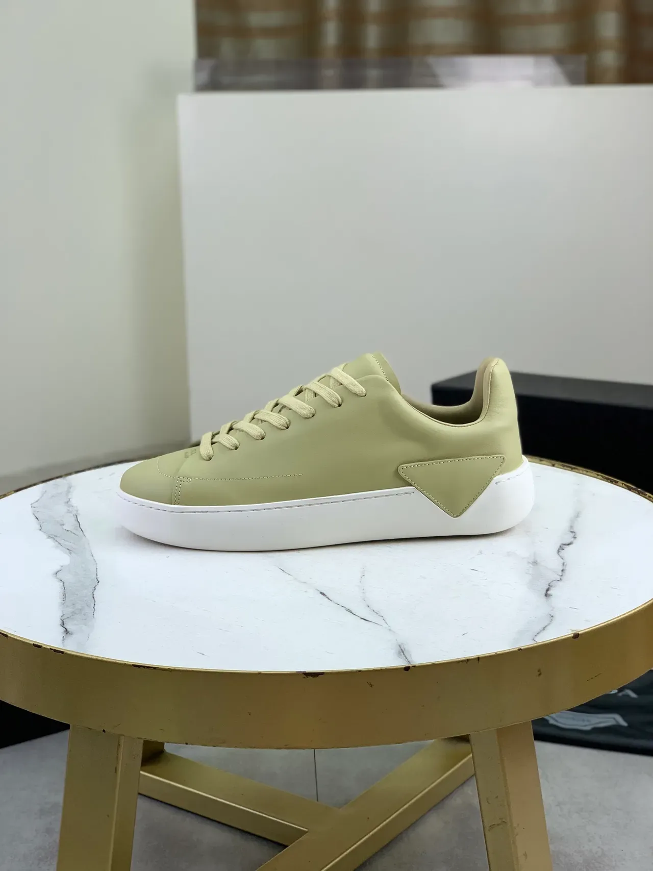 Prada Verde Branco Minimalista Couro Atacadores Tonal Tênis Lifestyle 5