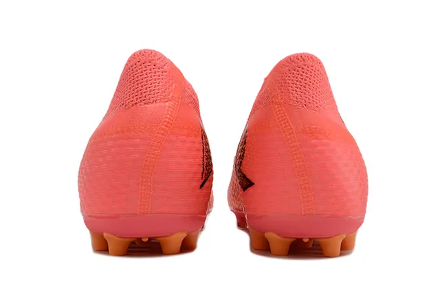 Puma Future Z Chaussures de football rose orange upper tricot sans couture lacets asymétriques terrain ferme 4