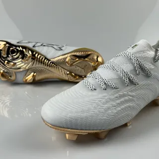 Puma Future Z White Gold Low-Cut Knit Upper Metallic Accents Firm-Ground Soccer Shoes