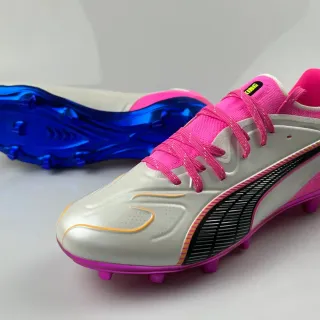 Puma King Silver Pink Low-Cut Synthetic Upper Asymmetric Lacing Firm-Ground Soccer Shoes