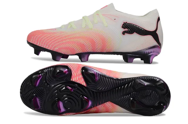 Puma Sapatos de futebol de corte baixo com upper sintético rosa roxo degradê de coral a branco para solo firme 2