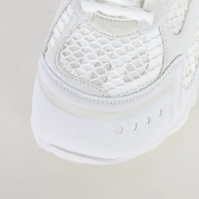 Reebok Vector Monochrome White Lifestyle Sneakers 5