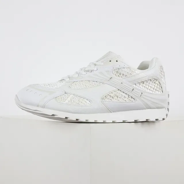 Reebok Vector Monochrome White Lifestyle Sneakers 9