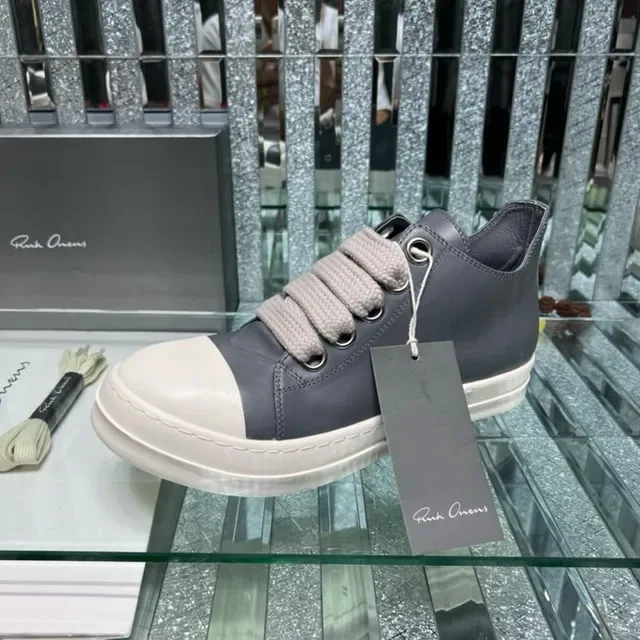 Rick Owens Gray White Laceless Elastic Strap Closure Two-Tone Leather Upper Lifestyle Sneakers 6