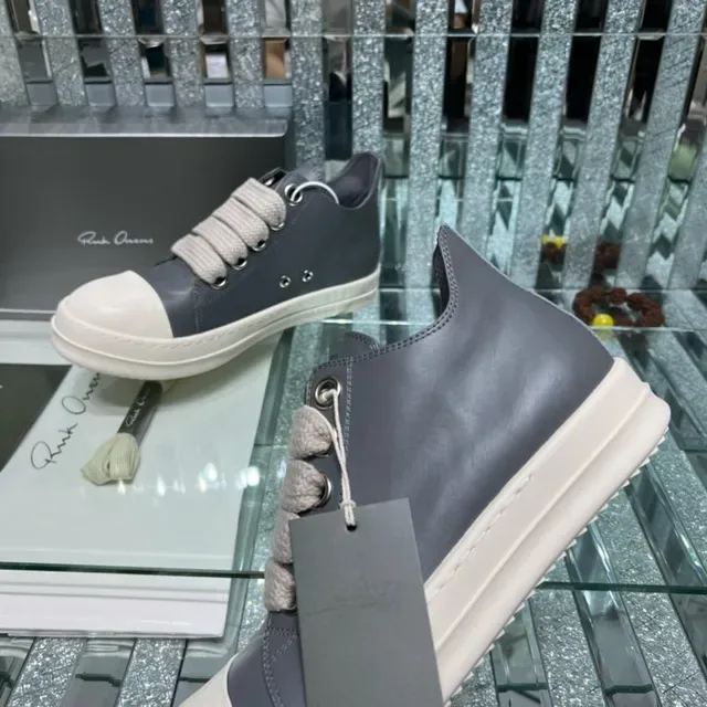 Rick Owens Gray White Laceless Elastic Strap Closure Two-Tone Leather Upper Lifestyle Sneakers 9