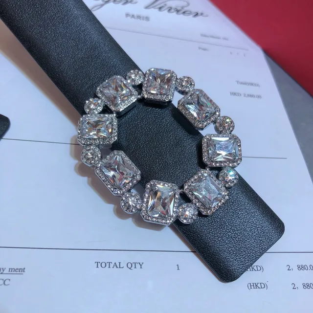 Ceinture Roger Vivier ornée de cristaux boucle ovale sangle noire et argentée lisse en cuir 2