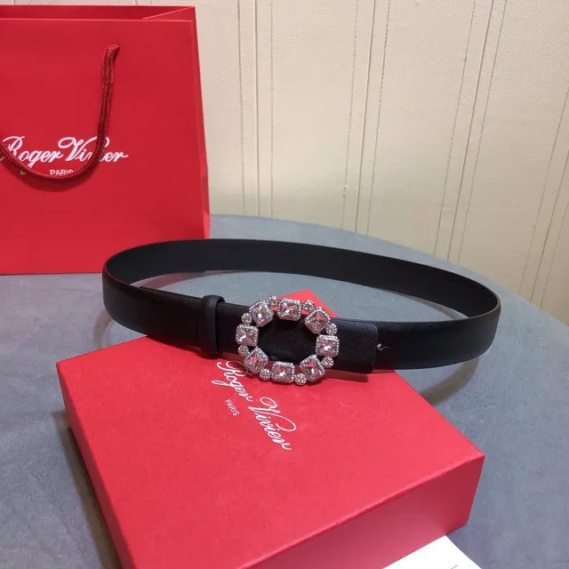 Ceinture Roger Vivier ornée de cristaux boucle ovale sangle noire et argentée lisse en cuir 5