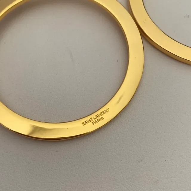 Saint Laurent Boucles d'Oreilles Hoop Doré Monogramme Top 3