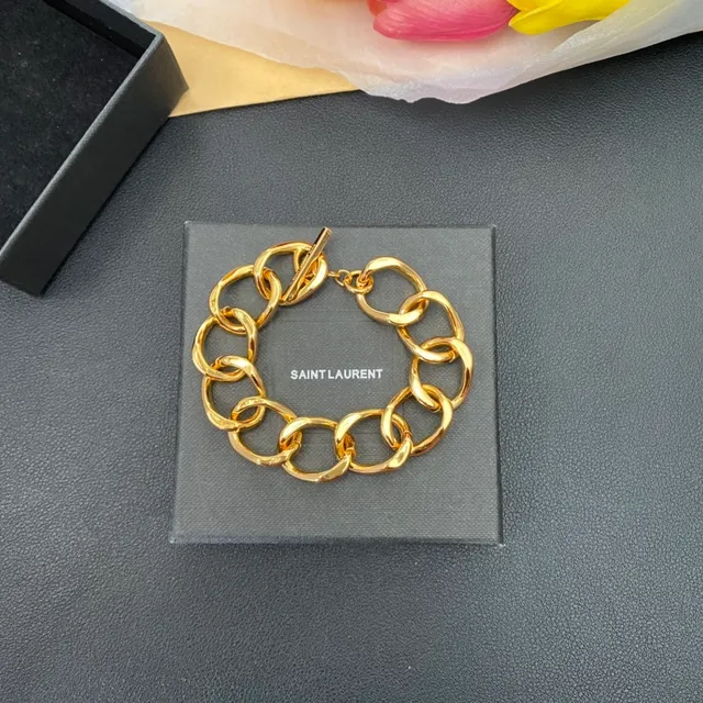 Saint Laurent Loulou Bracelet épais avec maillons ovales dorés 7