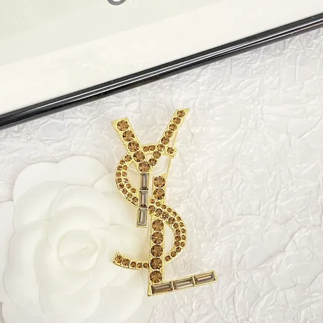 Broche Saint Laurent Monogram doré marron cristal 7